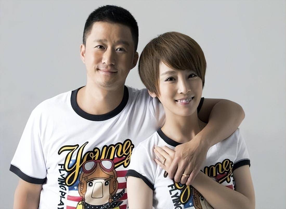 都说娱乐圈没有真爱?这四对夫妻告诉你什么才是真正的爱情 都说娱乐圈没有真爱?这四对夫妻告诉你什么才是真正的爱情