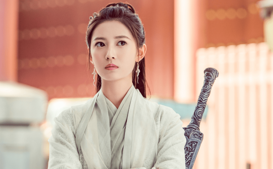 “红气养人也毁人”!离开唐嫣去打酱油的陈钰琪,眼里终于有光了 “红气养人也毁人”!离开唐嫣去打酱油的陈钰琪,眼里终于有光了