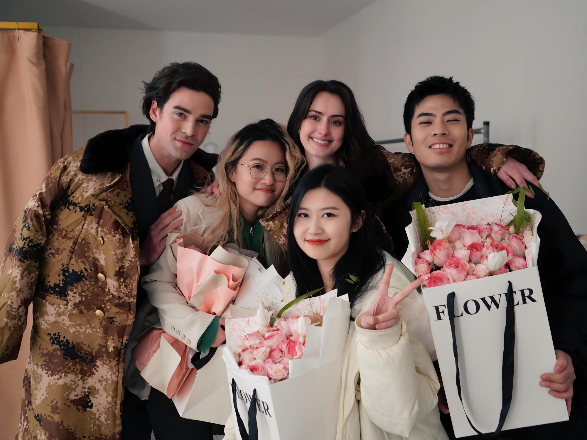 跨越语言与制度:她在中国拍出一部海外短剧 跨越语言与制度:她在中国拍出一部海外短剧