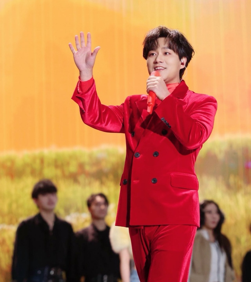 洛琦《相拥在一起》成2026浙江卫视跨年最强情感符号