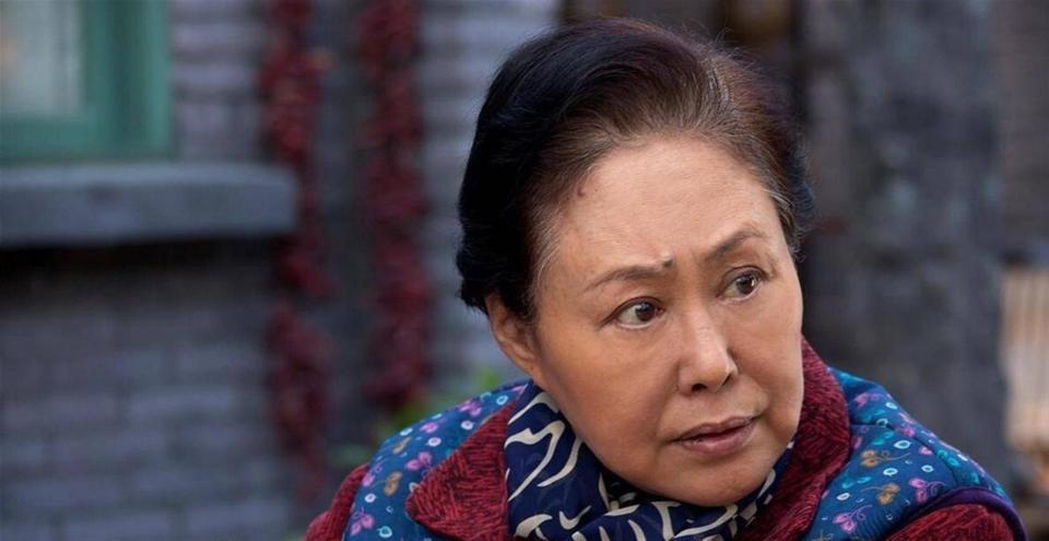 76岁斯琴高娃近况：瑞士老公已去世，垂垂老矣的她却越开越艳