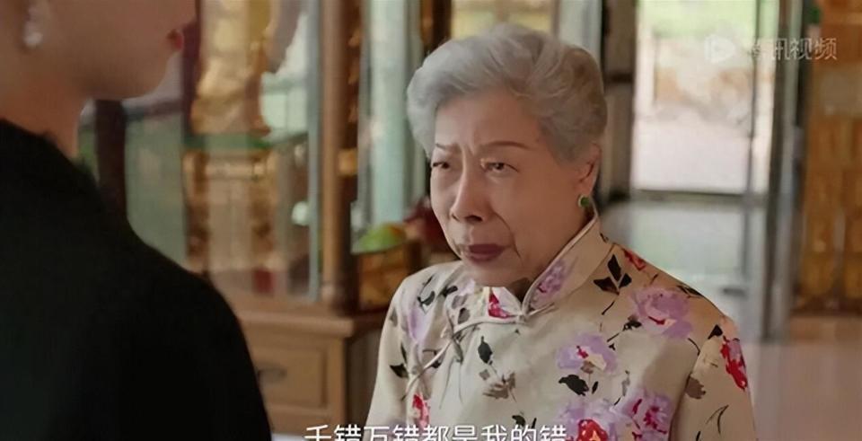 91岁TVB老戏骨近况曝光！与69岁男星喝茶精神佳，去年约满低调离巢