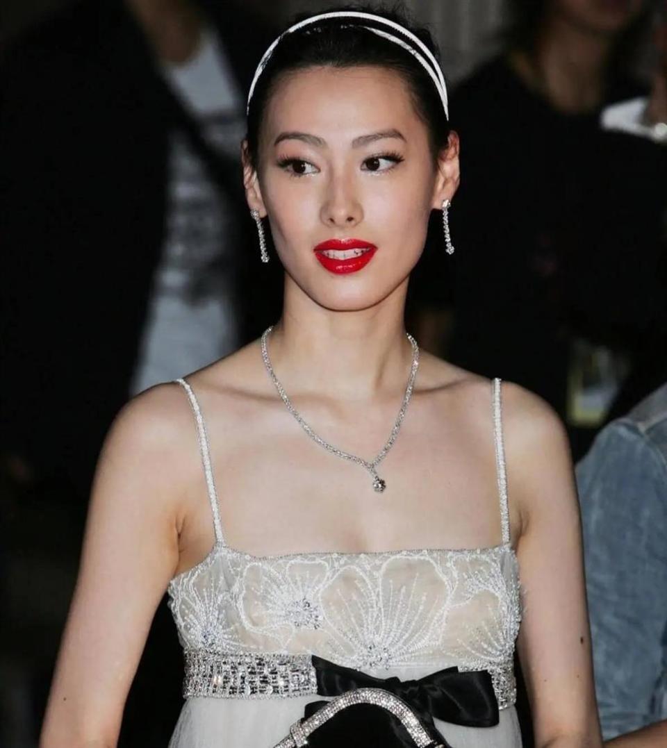 梁洛施曝和李泽楷分手主因，并非李嘉诚，原来她和张柏芝处境一样