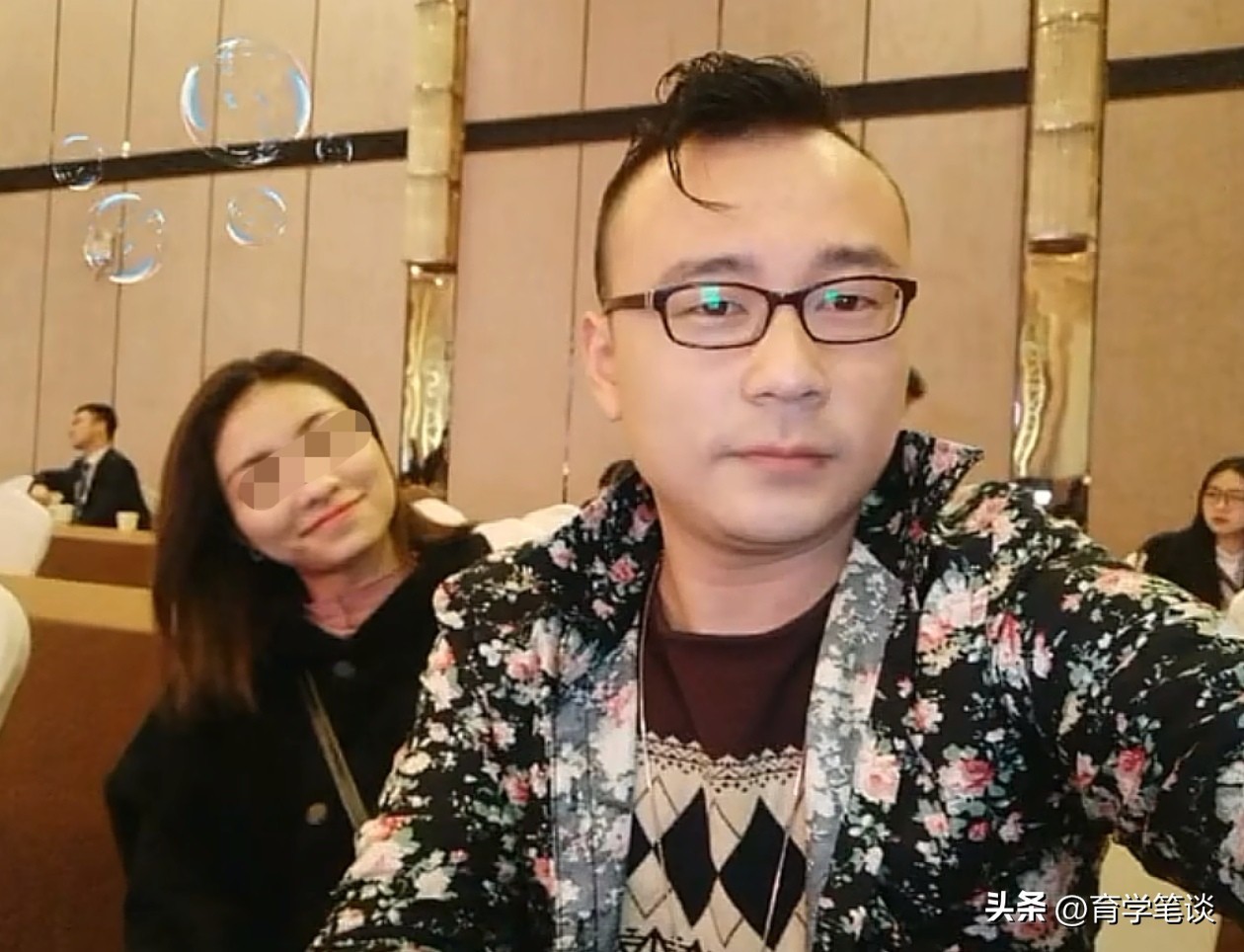 曝主持人加健超去世，年仅34岁！疑与生活方式有关，当天已下葬
