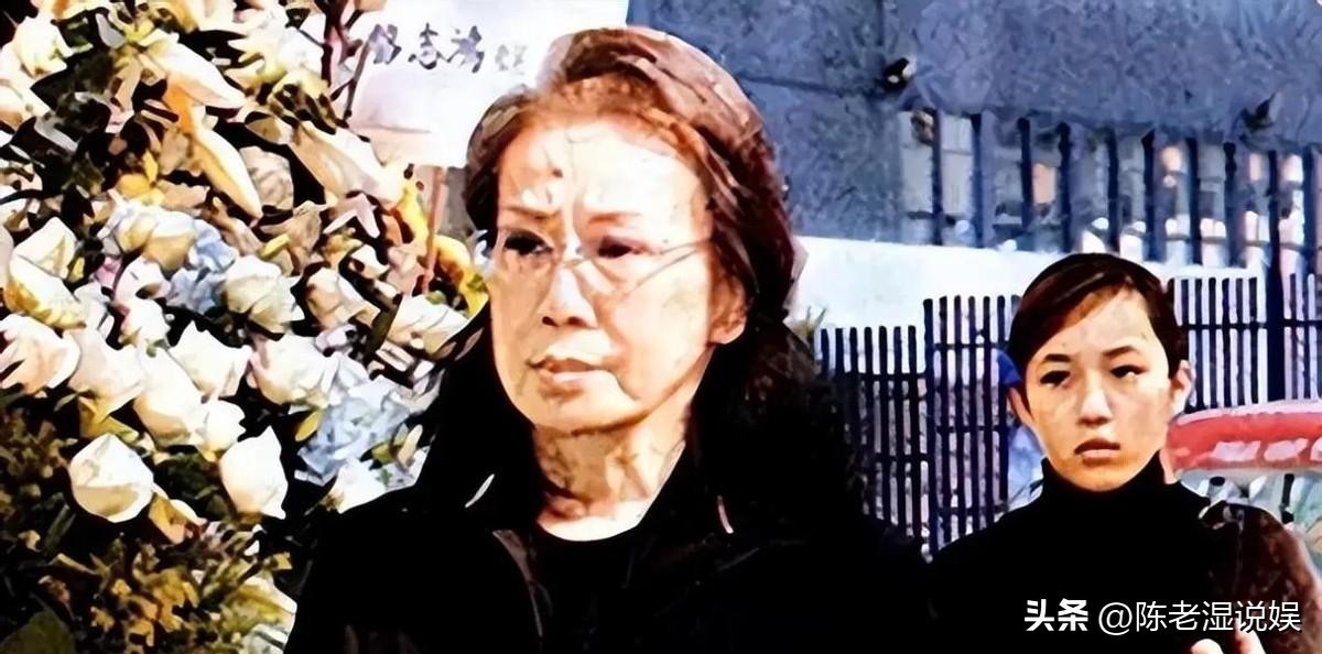 为豪门连生四子，丈夫去世不争遗产，如今4个儿子一个比一个争气