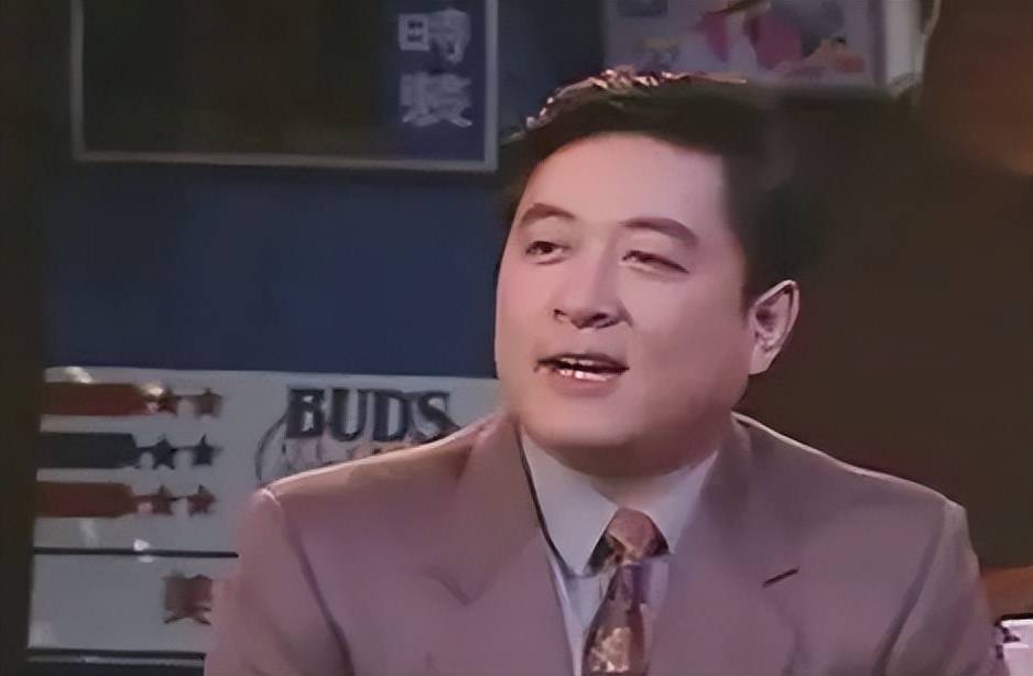 他三婚三离，发妻再嫁李幼斌，65岁独自抚养3个娃，生活悠哉幸福