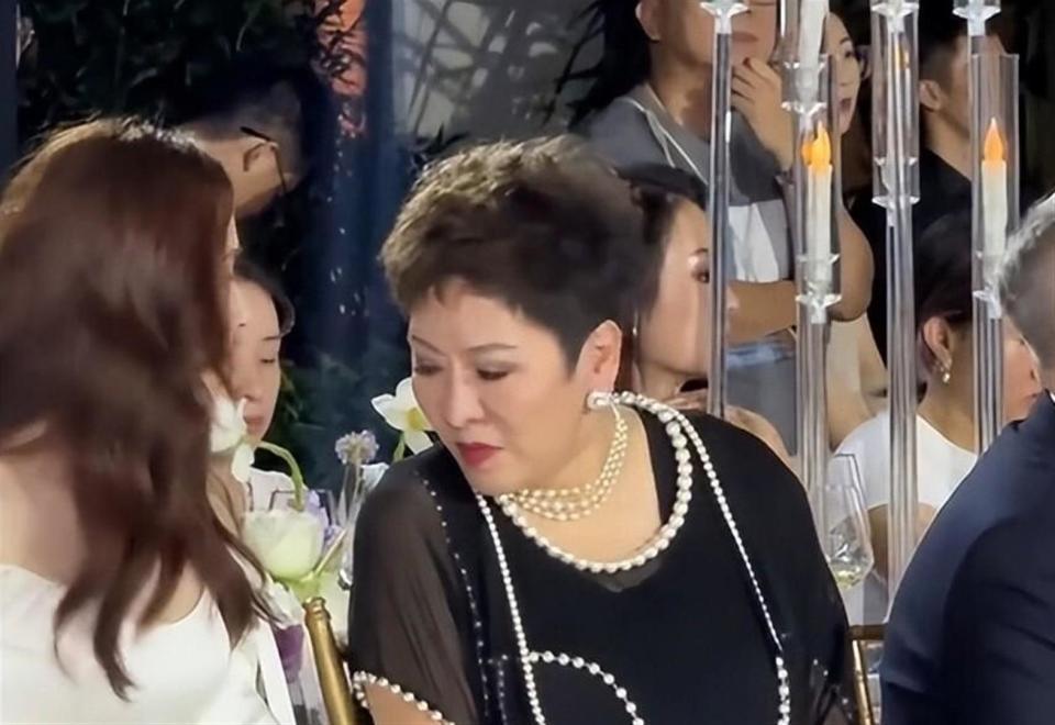 郭碧婷生二胎太苦，亲口终结三胎传闻，零彩礼父亲生病等女儿接