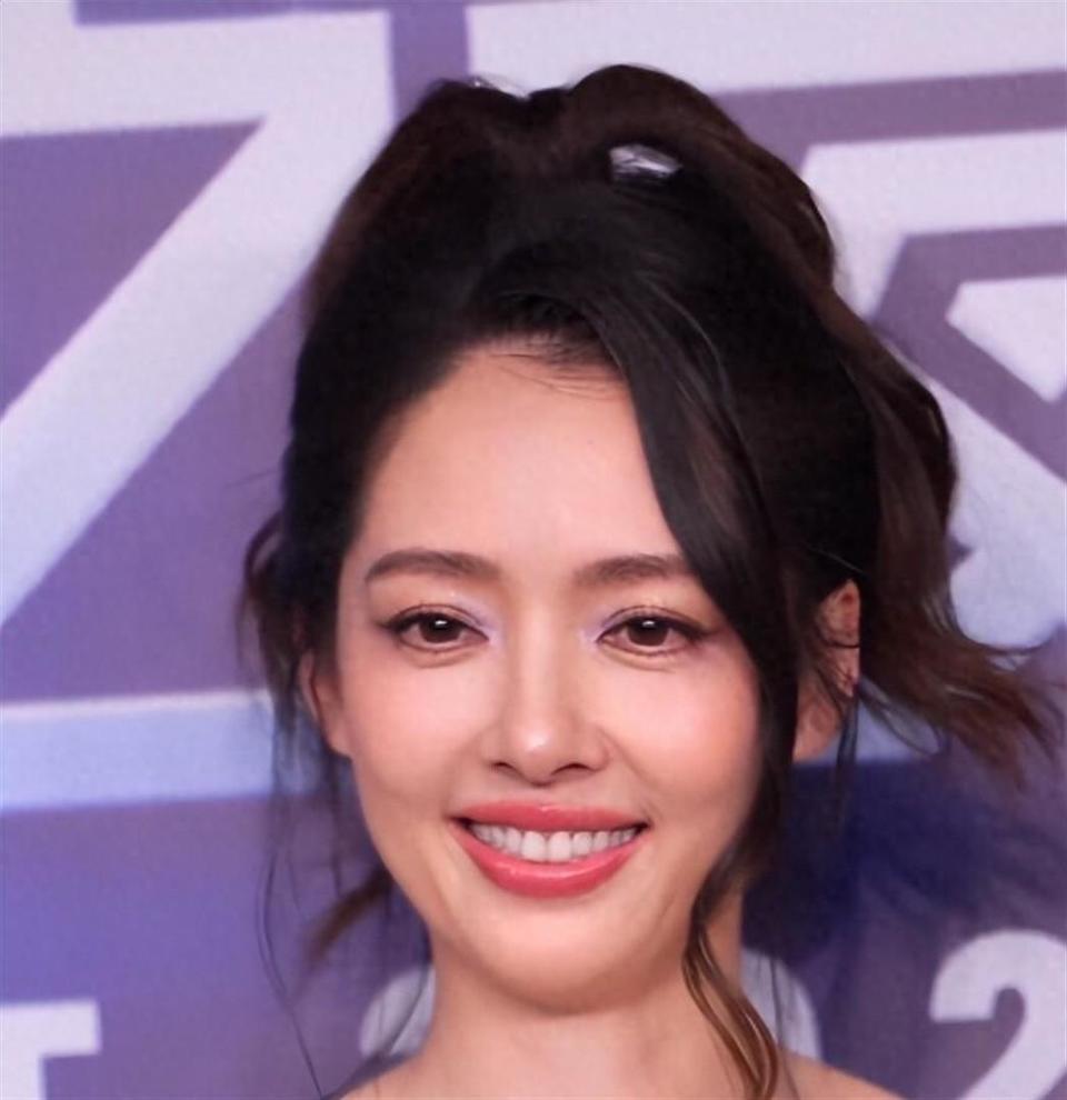 郭碧婷生二胎太苦，亲口终结三胎传闻，零彩礼父亲生病等女儿接