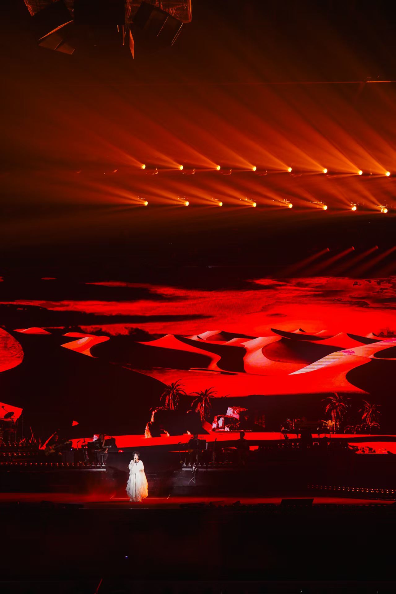 齐豫「风采依旧·在」厦门开唱!2.0版体育馆首秀,闽南语彩蛋惊喜满满 齐豫「风采依旧·在」厦门开唱!2.0版体育馆首秀,闽南语彩蛋惊喜满满