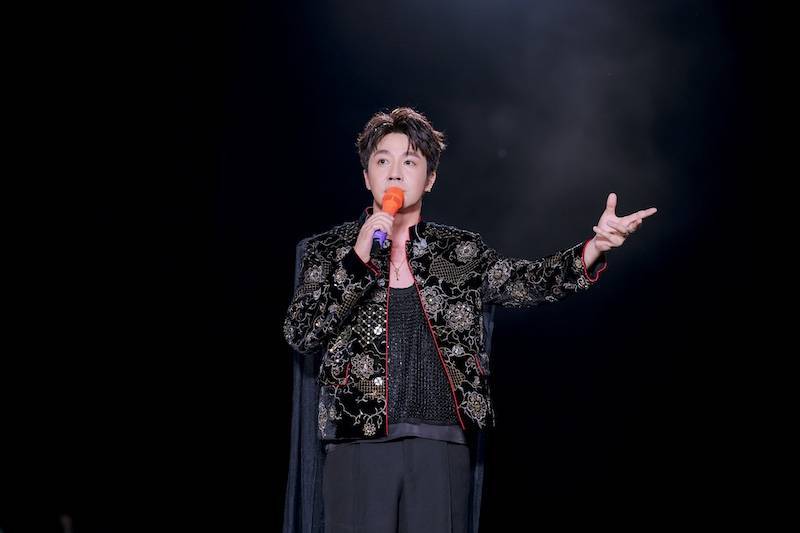 青春限定派巡回演唱会深圳站深爱、深情、深刻落幕