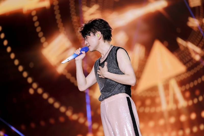 青春限定派巡回演唱会深圳站深爱、深情、深刻落幕