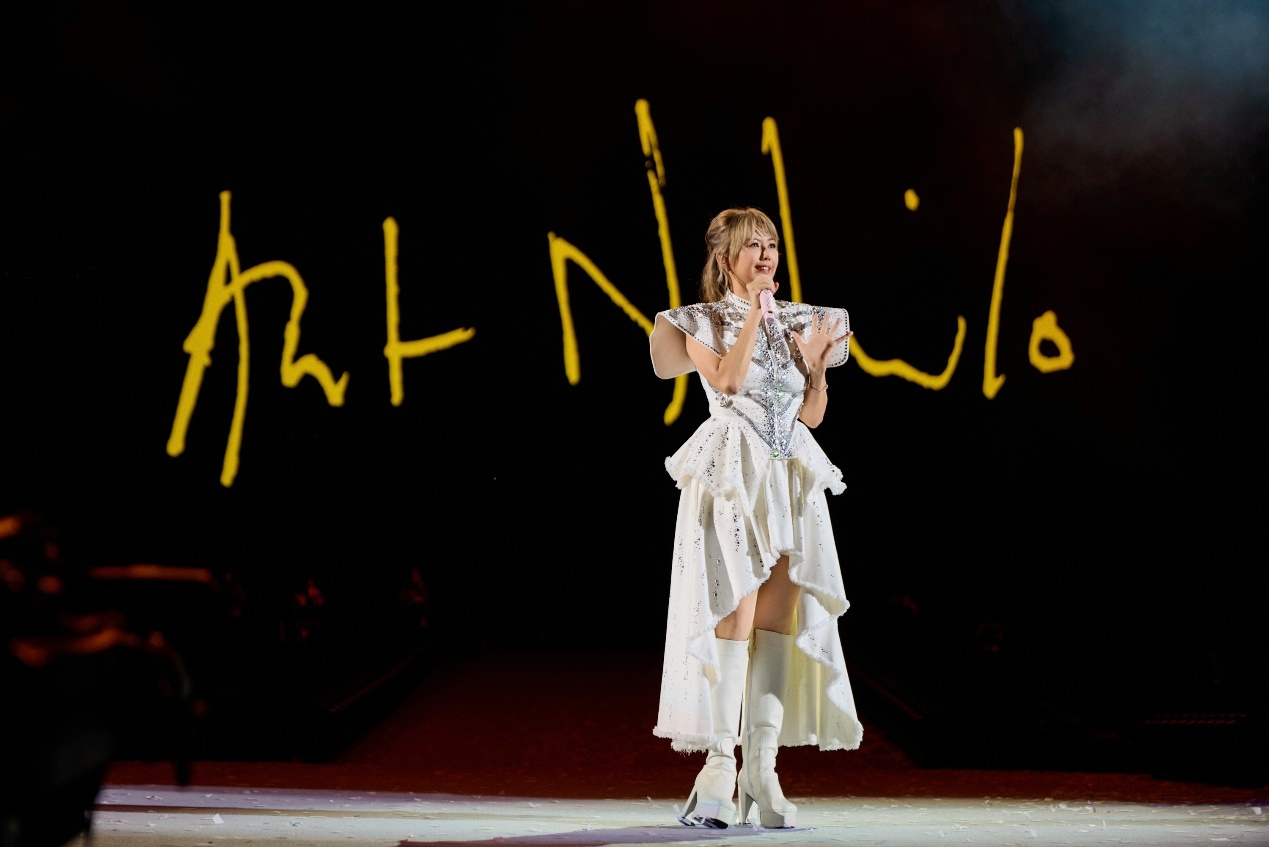 孙燕姿2026巡演内地首站苏州起航 两晚落幕 日晷首秀解锁与歌迷近距离互动